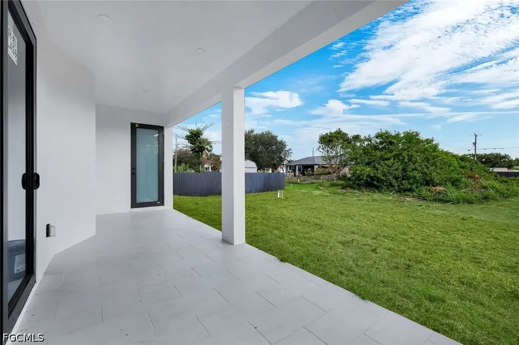 1139 Ebert Street E Lehigh Acres FL 33974