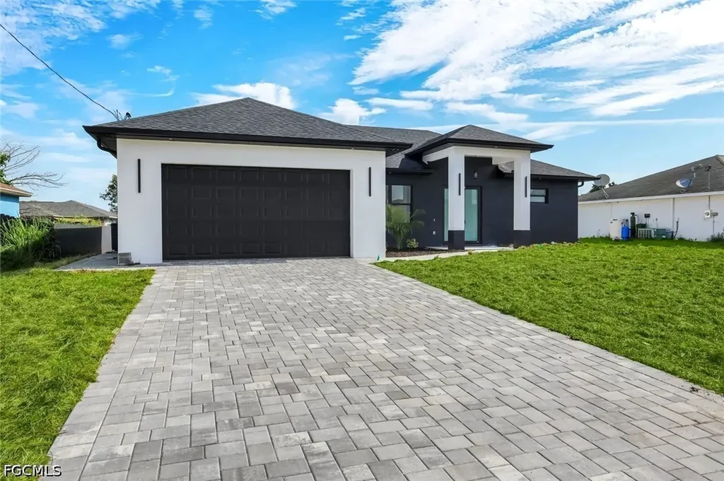 1139 Ebert Street E Lehigh Acres FL 33974