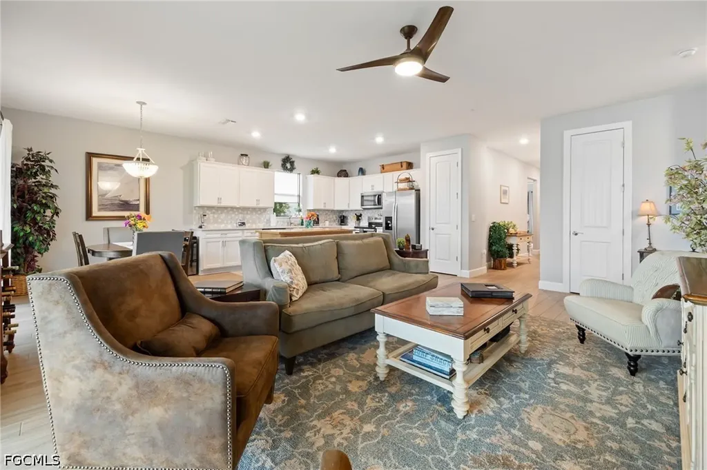 16013 Palmetto Prairie Drive Alva FL 33920