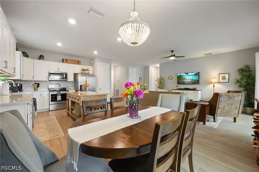 16013 Palmetto Prairie Drive Alva FL 33920