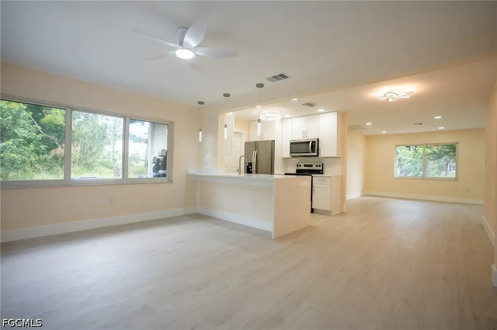 5016 4th Street W Lehigh Acres FL 33971