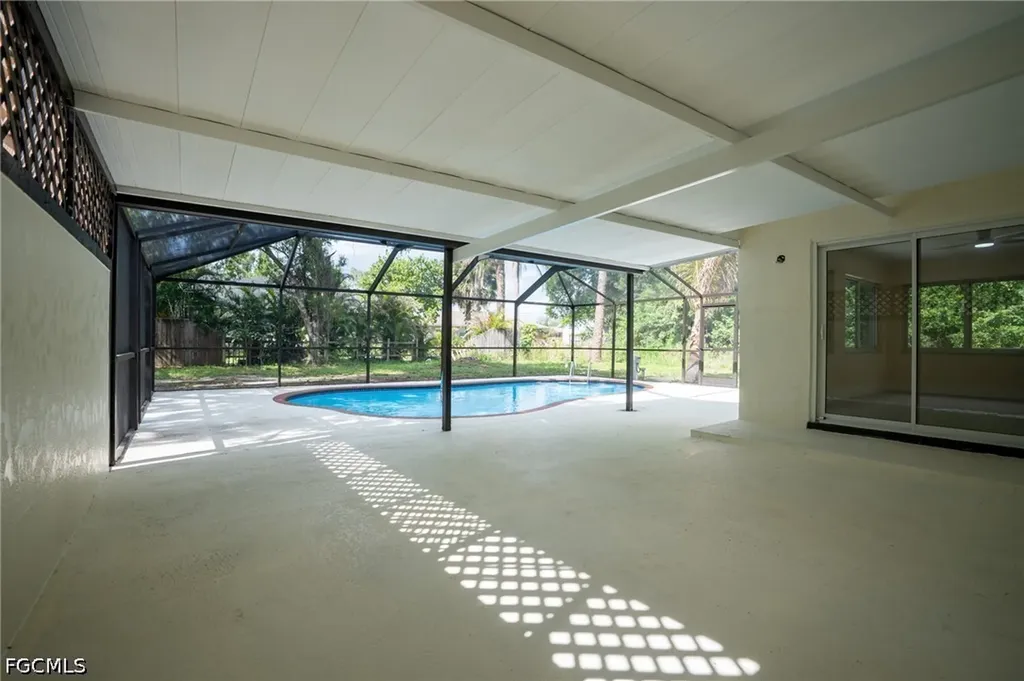 5016 4th Street W Lehigh Acres FL 33971
