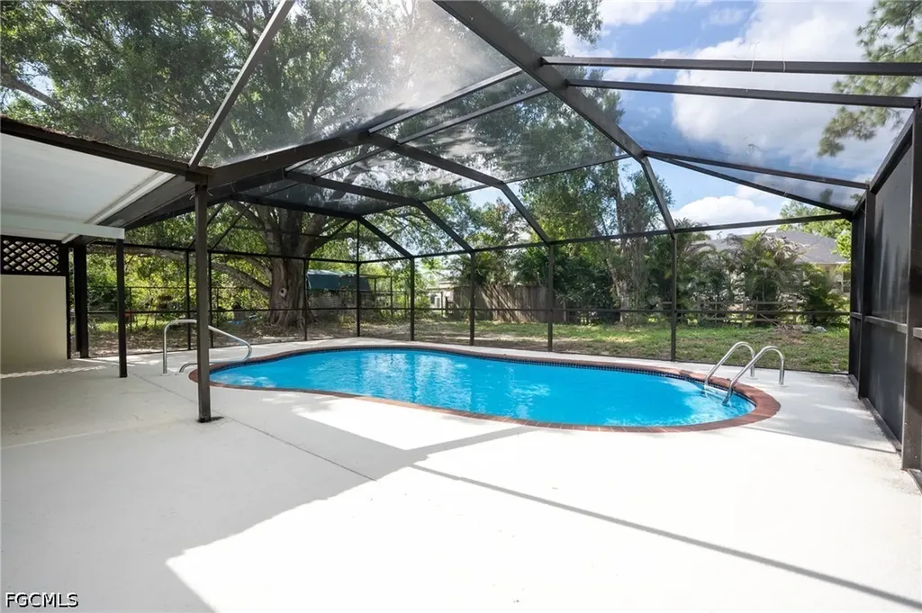 5016 4th Street W Lehigh Acres FL 33971