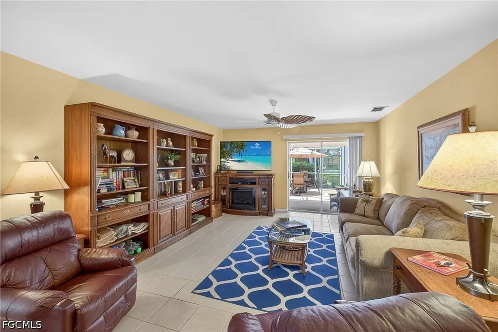 12835 Oakpointe Circle Fort Myers FL 33912