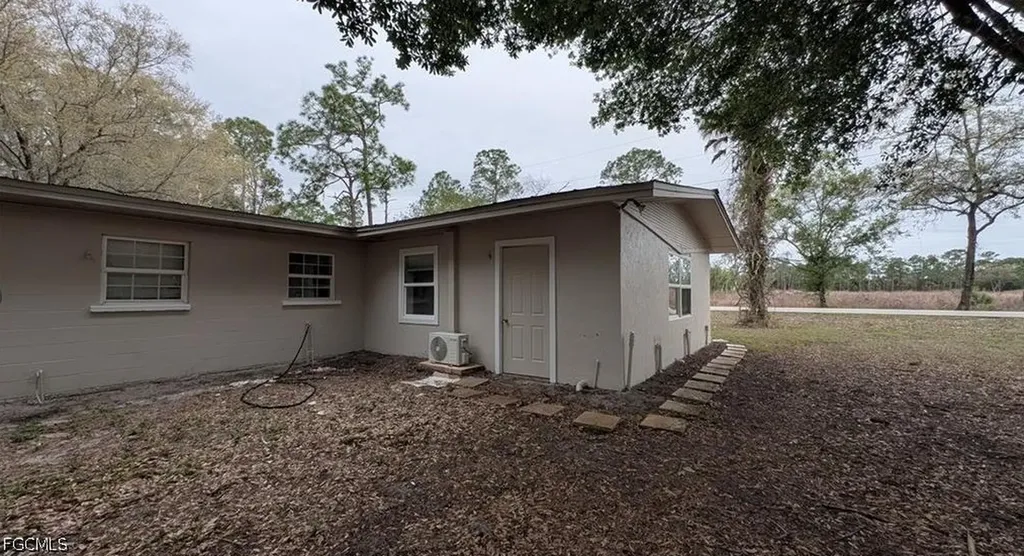 660 S Missouri Street Labelle FL 33935