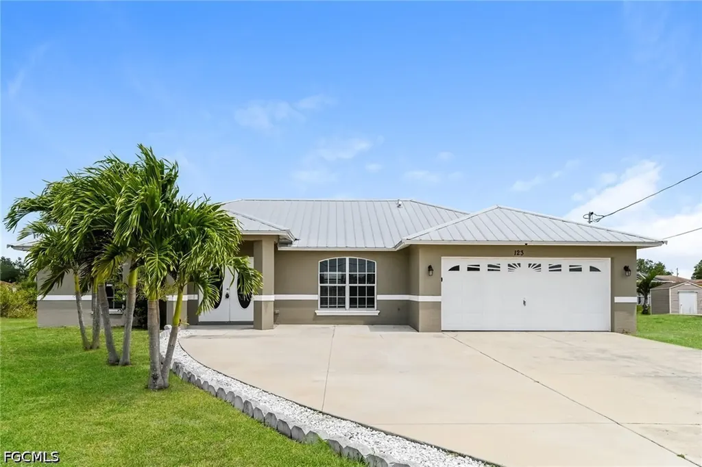 123 Blackstone Drive Fort Myers FL 33913