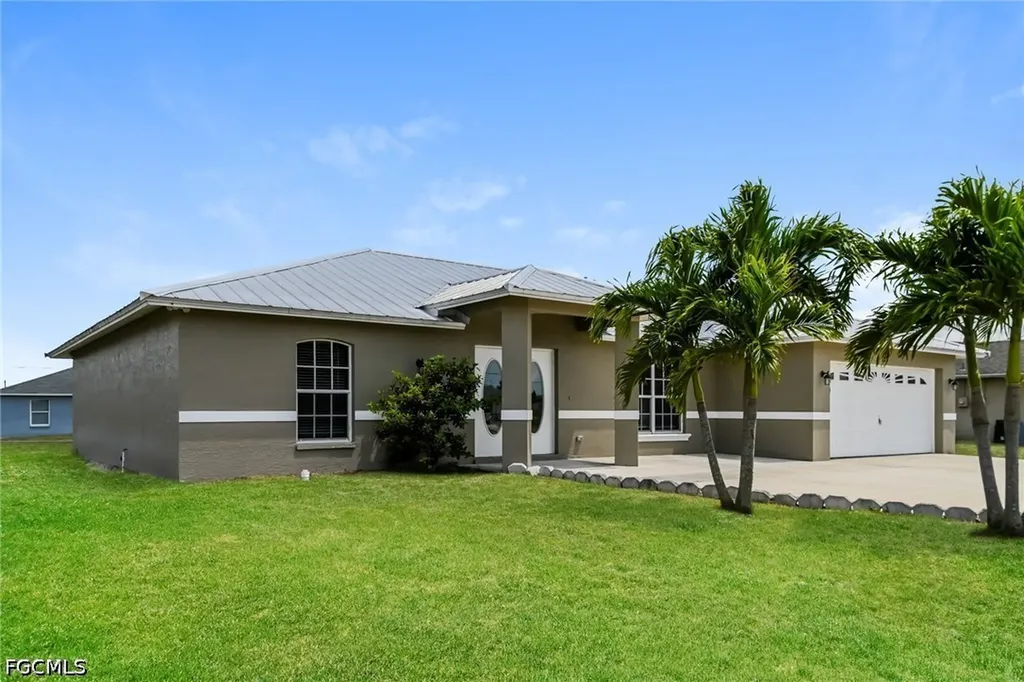 123 Blackstone Drive Fort Myers FL 33913