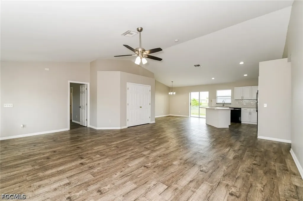 123 Blackstone Drive Fort Myers FL 33913
