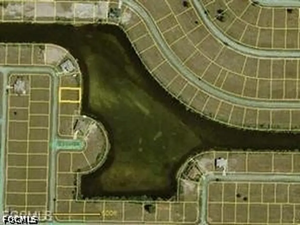 907 NW 19th Place Cape Coral FL 33993