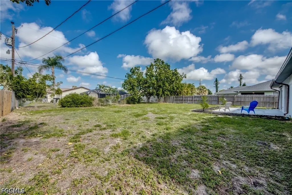 3518 SE 8th Place Cape Coral FL 33904