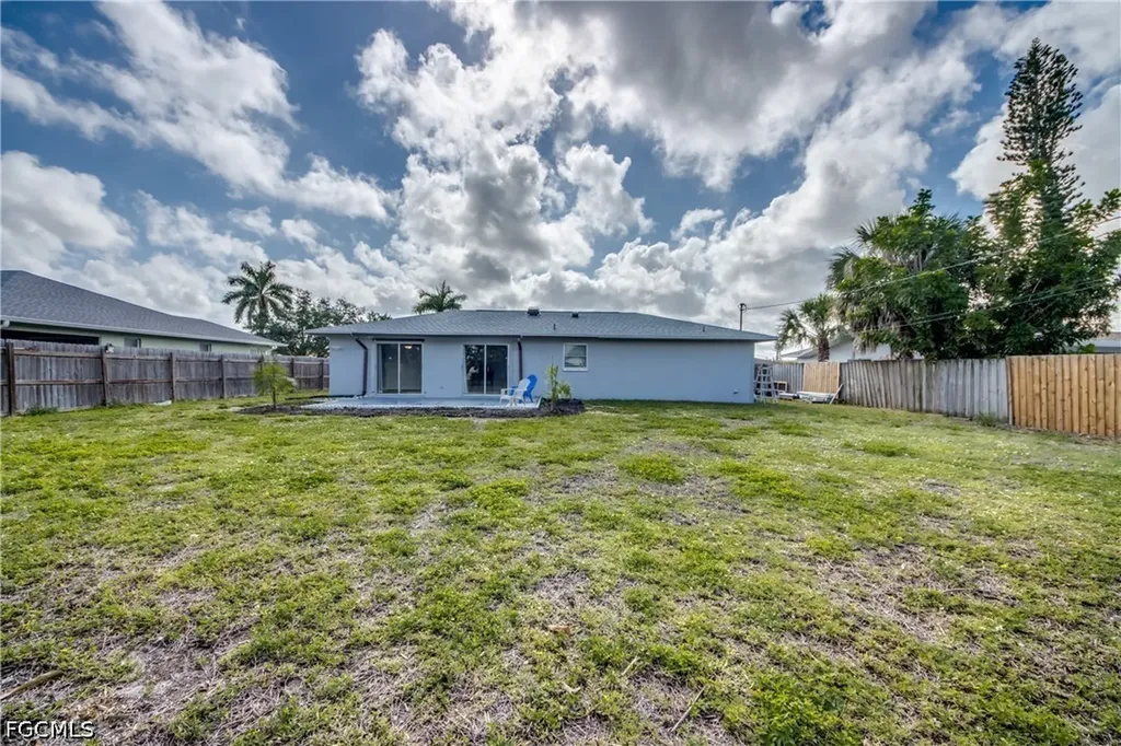 3518 SE 8th Place Cape Coral FL 33904