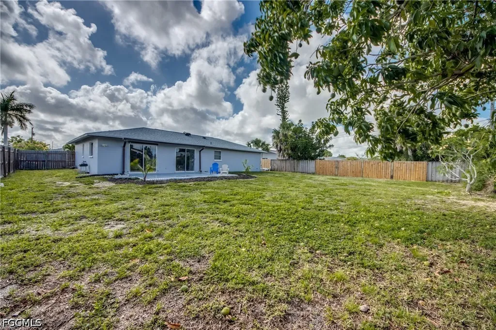 3518 SE 8th Place Cape Coral FL 33904