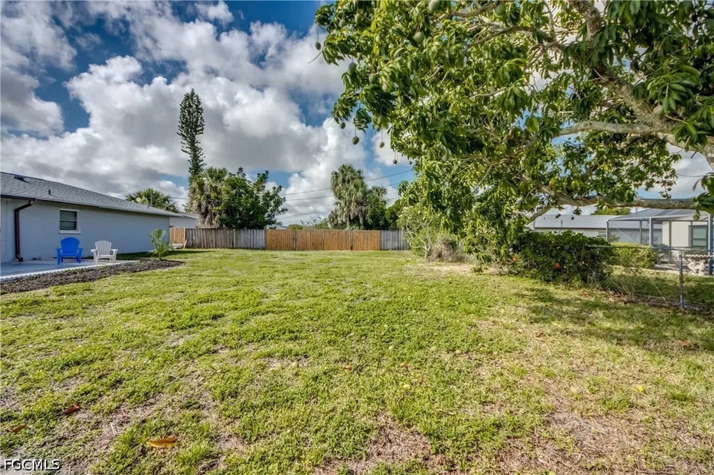 3518 SE 8th Place Cape Coral FL 33904