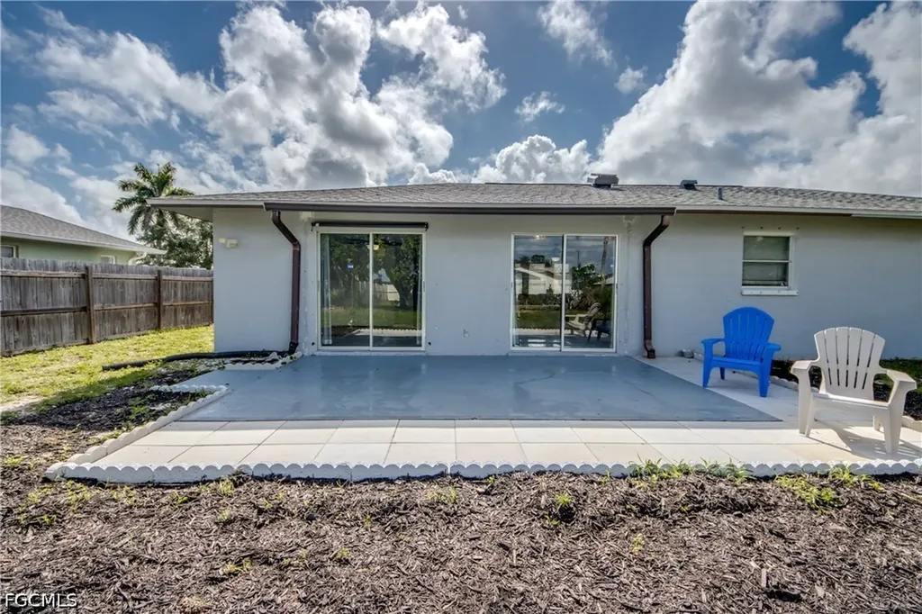 3518 SE 8th Place Cape Coral FL 33904