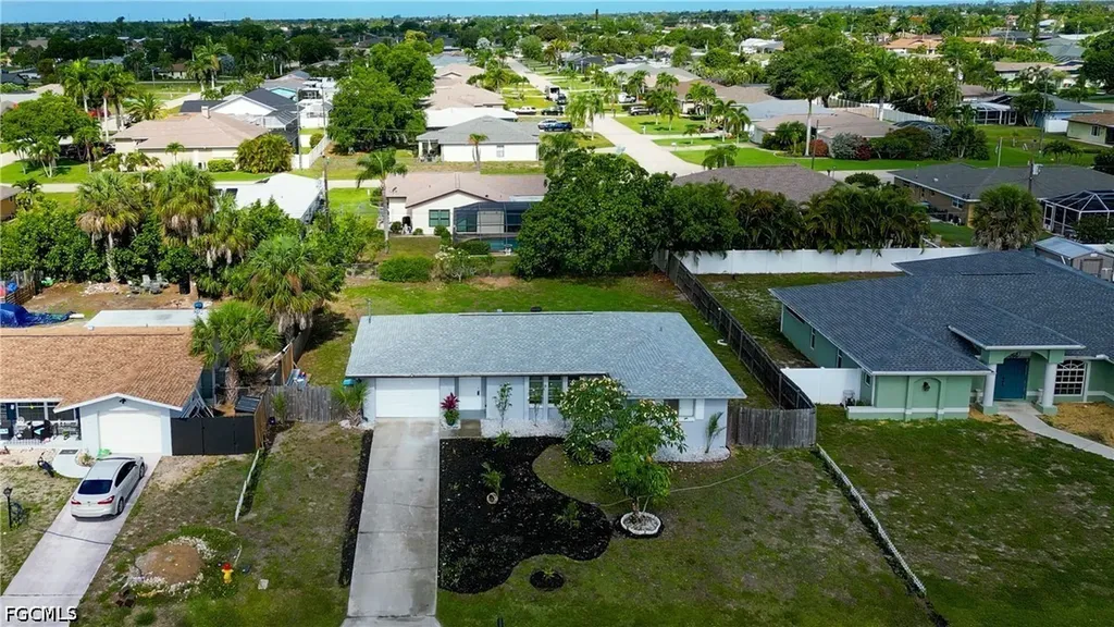 3518 SE 8th Place Cape Coral FL 33904