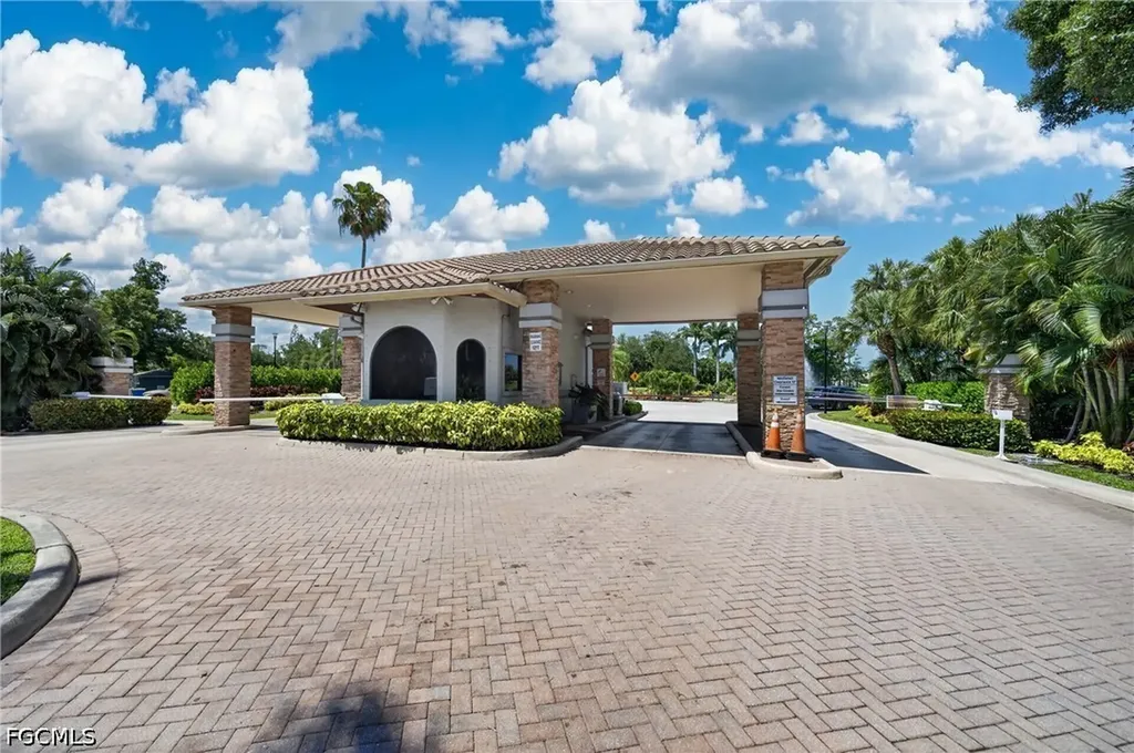 16924 Timberlakes Drive Fort Myers FL 33908