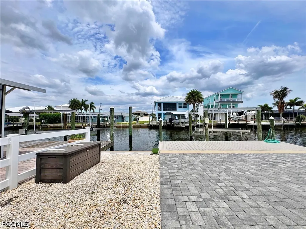 2691 Geary Street Matlacha FL 33993
