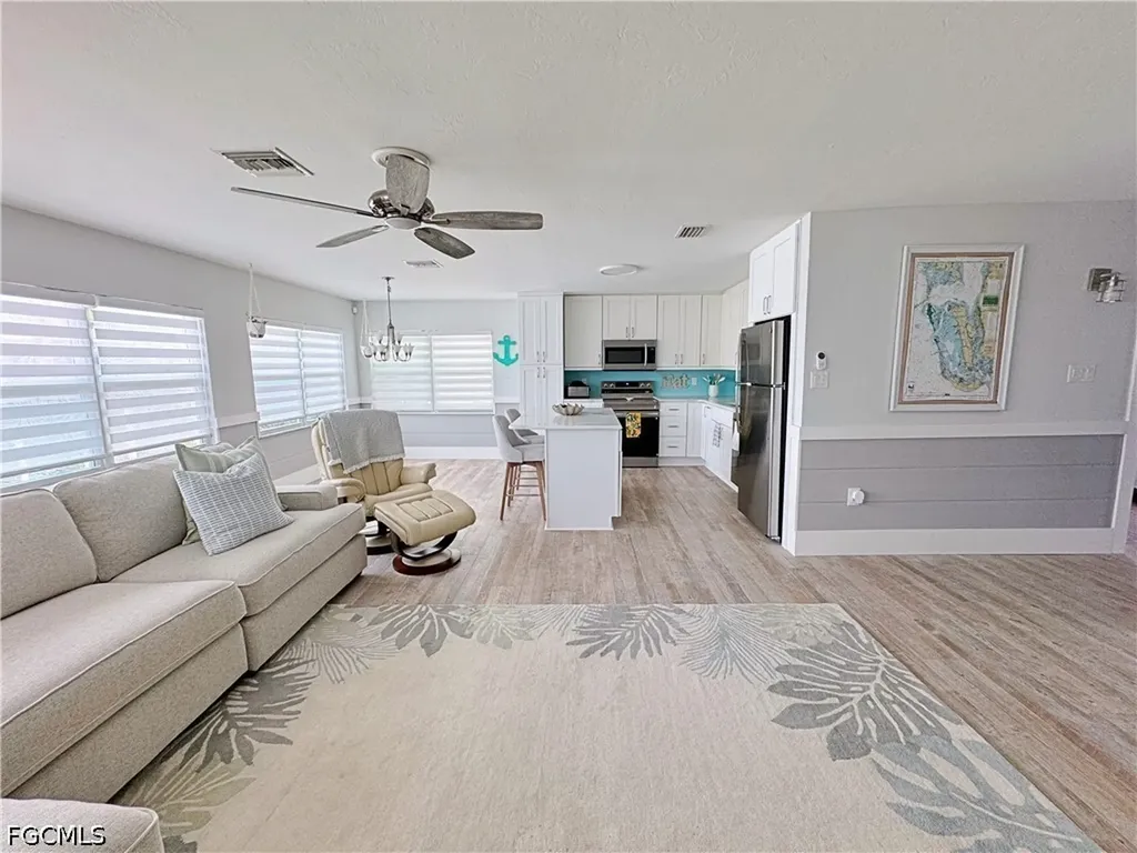 2691 Geary Street Matlacha FL 33993