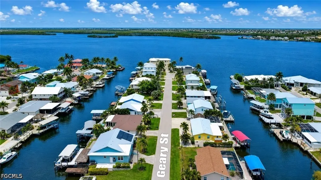2691 Geary Street Matlacha FL 33993