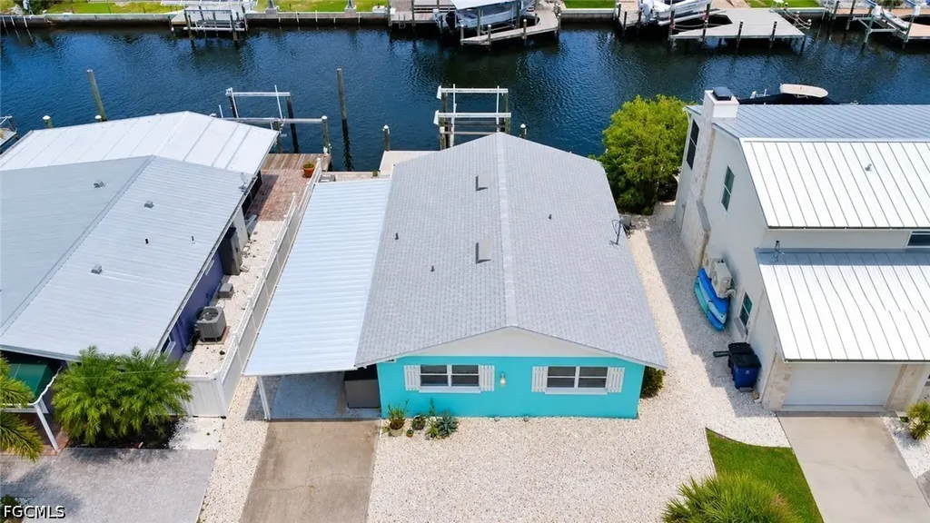 2691 Geary Street Matlacha FL 33993