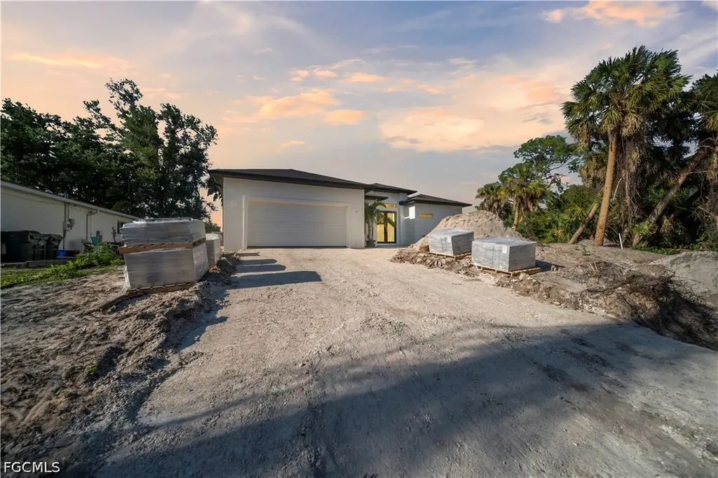 3286 Eagle Pass Street North Port FL 34286