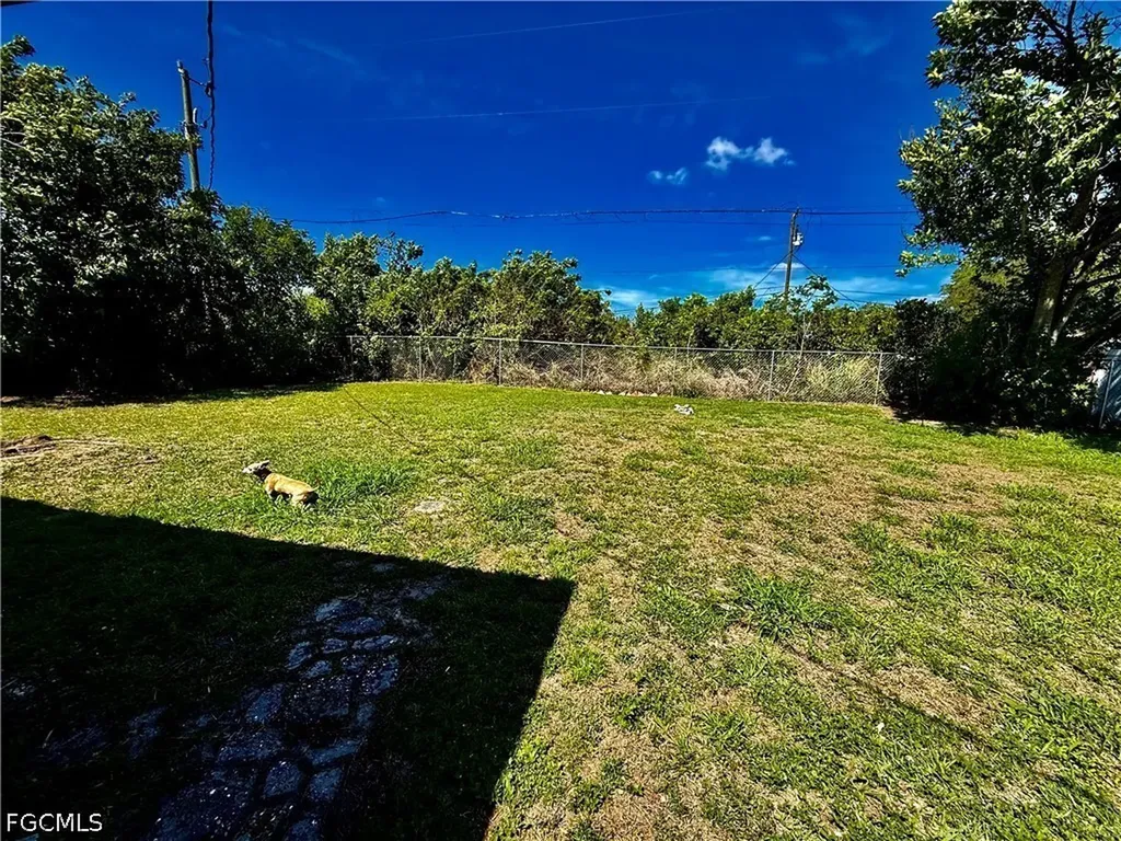 332 Dellwood Avenue Lehigh Acres FL 33936