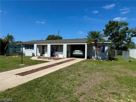 332 Dellwood Avenue Lehigh Acres FL 33936