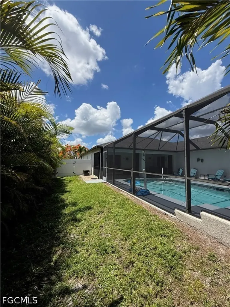 2639 SW 5th Street Cape Coral FL 33991