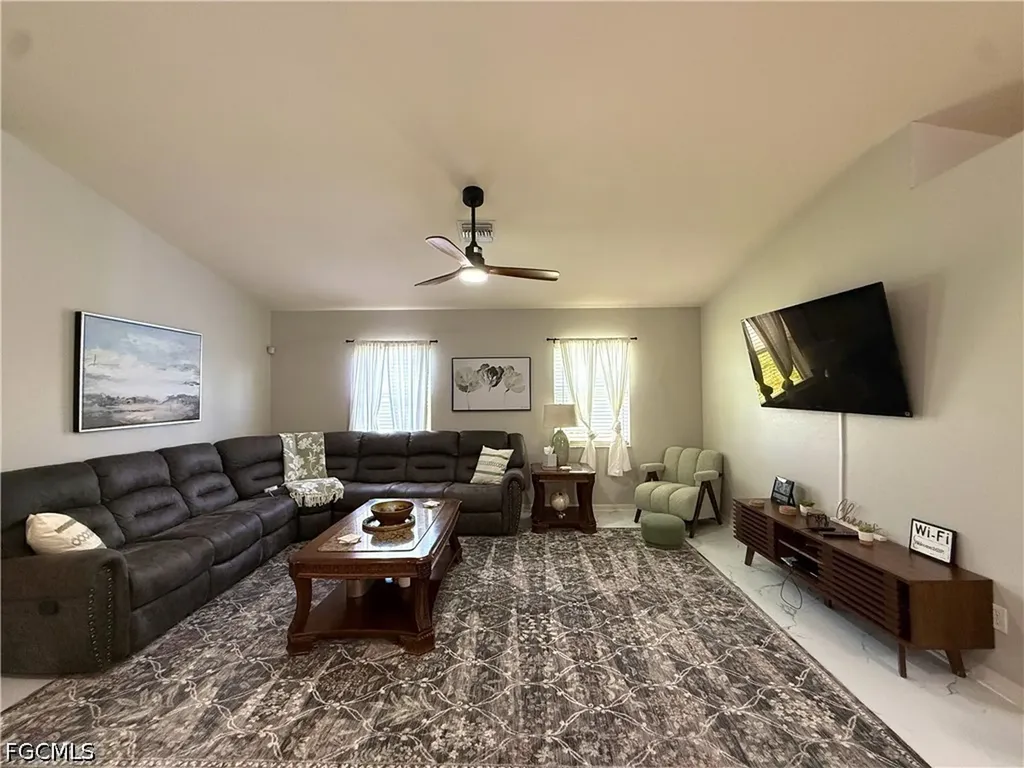 2639 SW 5th Street Cape Coral FL 33991