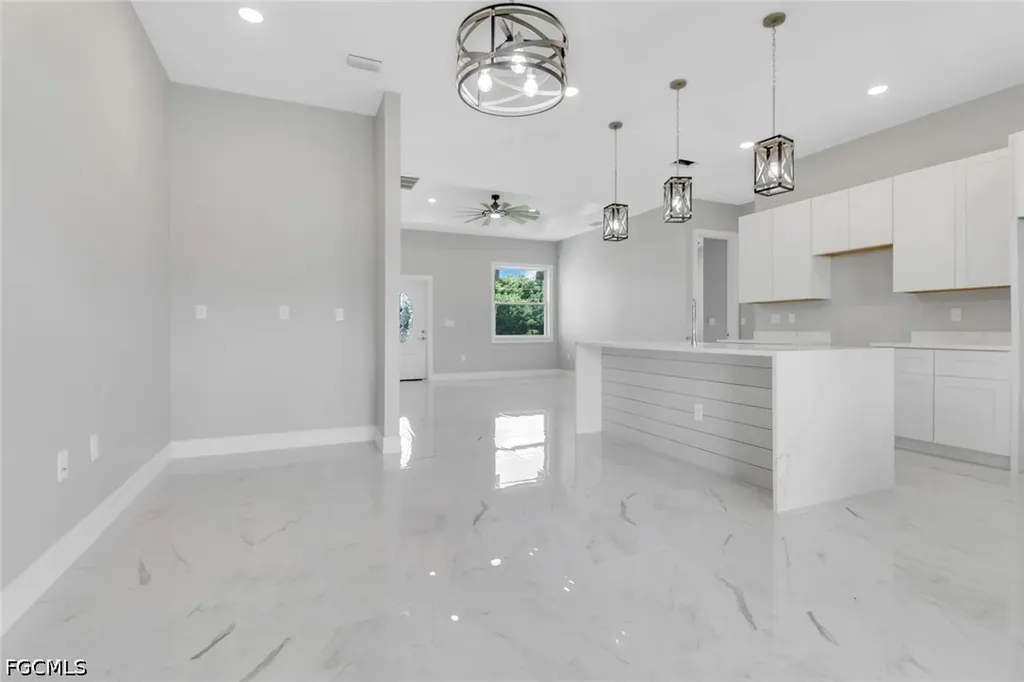 6138 Holt Court Fort Myers FL 33905