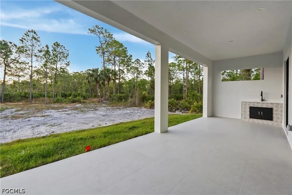 3269 54th Avenue NE Naples FL 34120