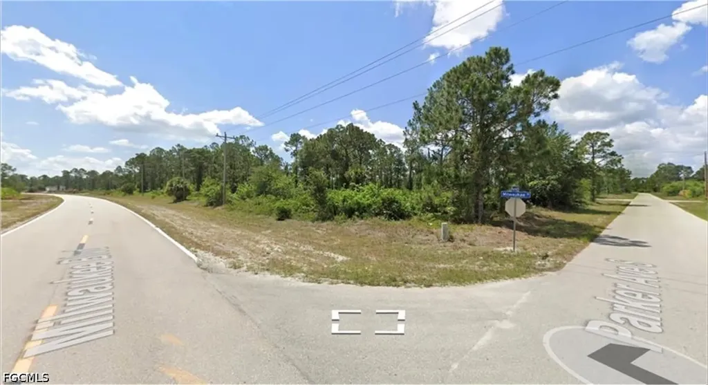 1016 Milwaukee Boulevard Lehigh Acres FL 33974