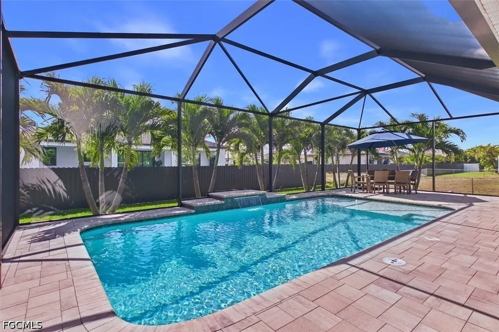 437 NW 38th Place Cape Coral FL 33993