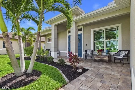 437 NW 38th Place Cape Coral FL 33993