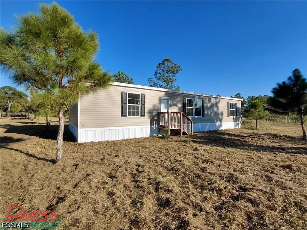 235 N Kennel Street Clewiston FL 33440