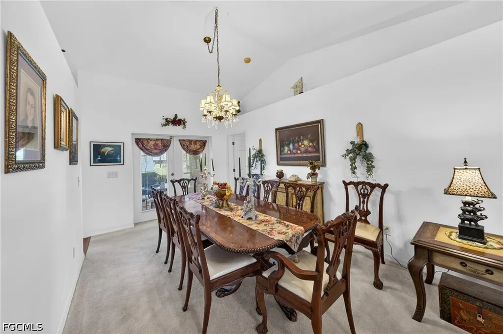 3437 NE 9th Place Cape Coral FL 33909
