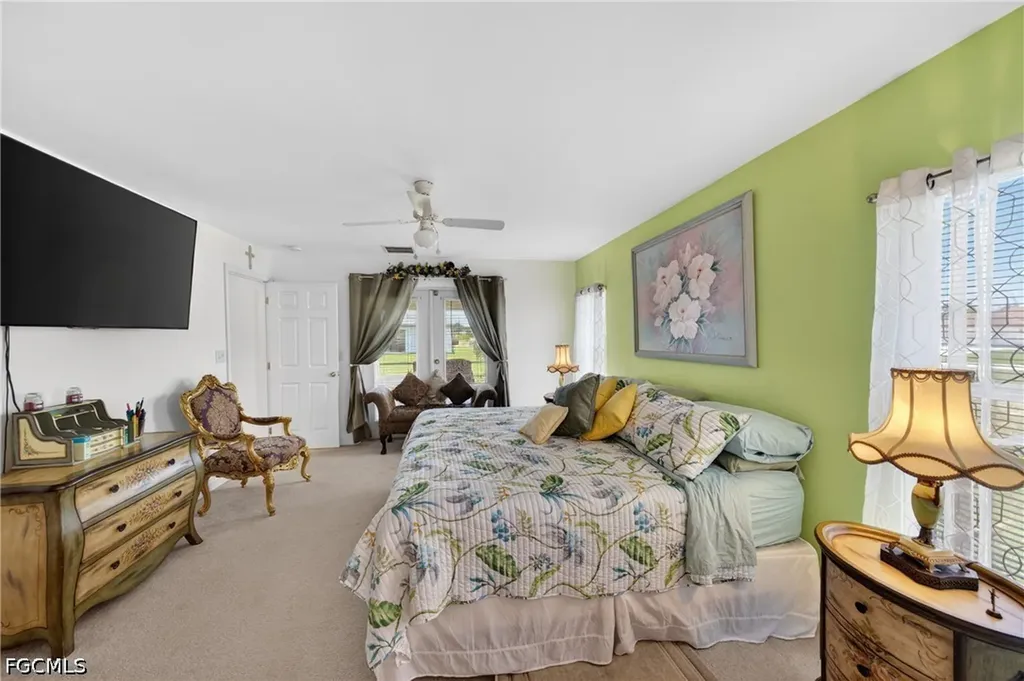 3437 NE 9th Place Cape Coral FL 33909