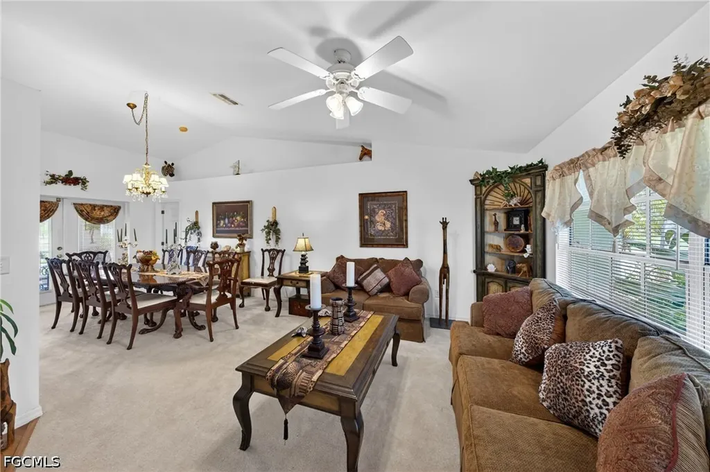 3437 NE 9th Place Cape Coral FL 33909
