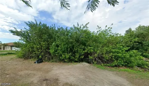 2614 37TH Street SW Lehigh Acres FL 33976