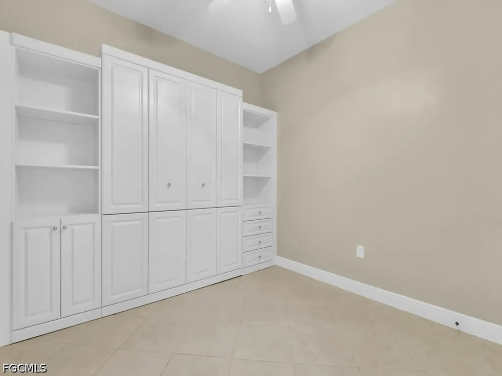 2745 1st Street Fort Myers FL 33916