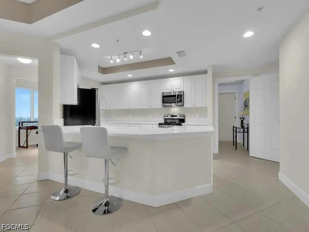 2745 1st Street Fort Myers FL 33916