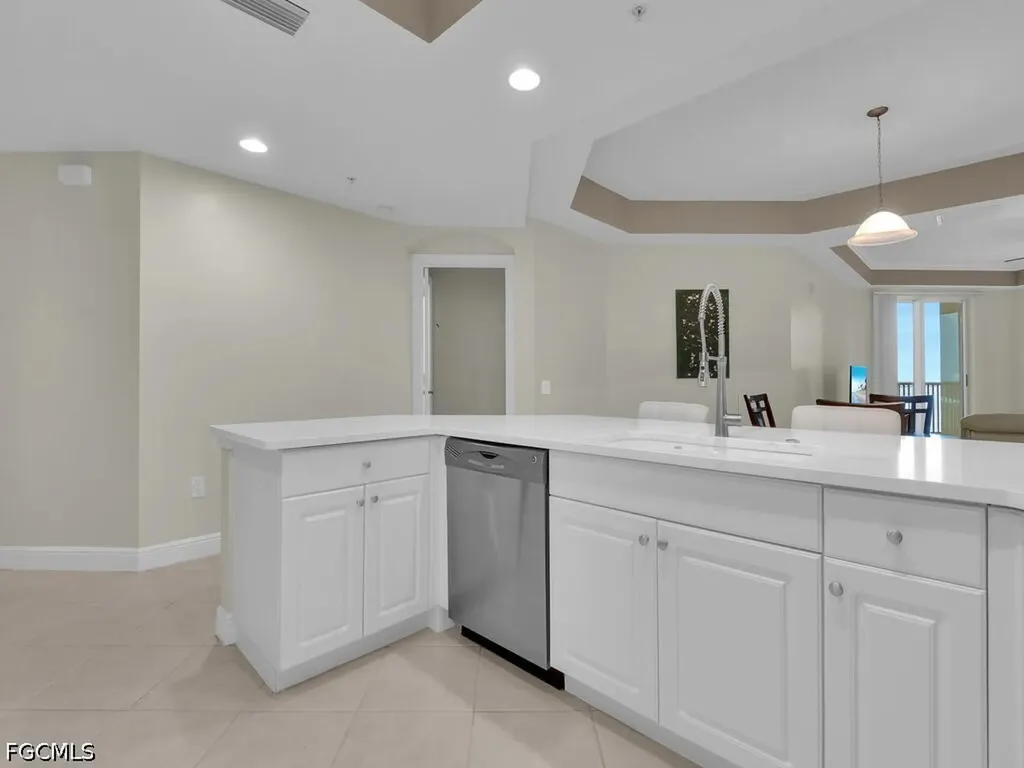 2745 1st Street Fort Myers FL 33916