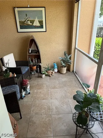 1860 Concordia Lake Circle Cape Coral FL 33909