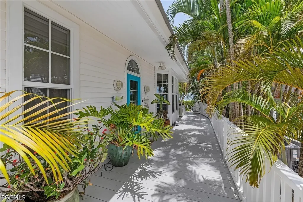 515 Useppa Useppa Island FL 33924