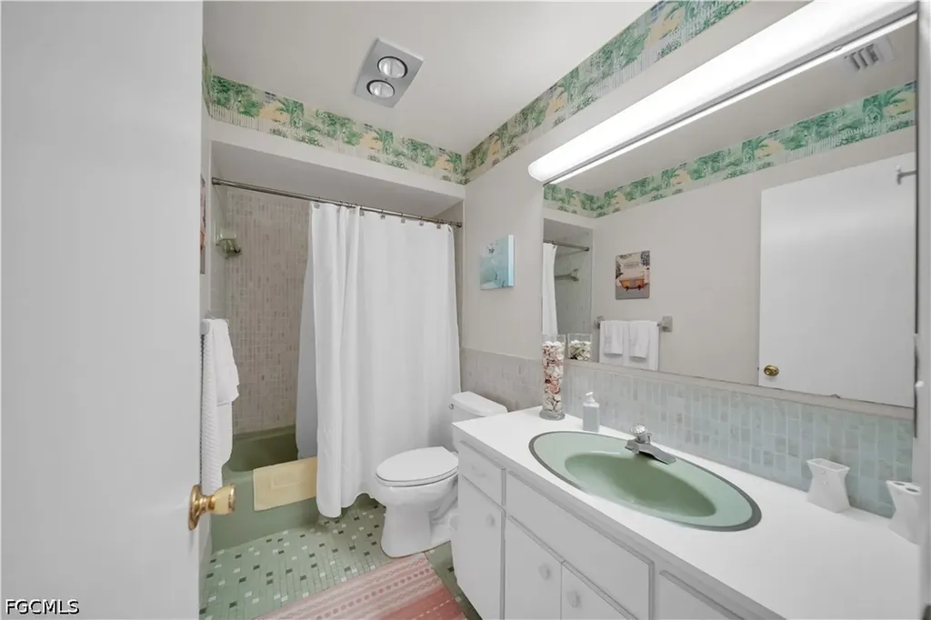 8741 Lueck Lane Fort Myers FL 33919