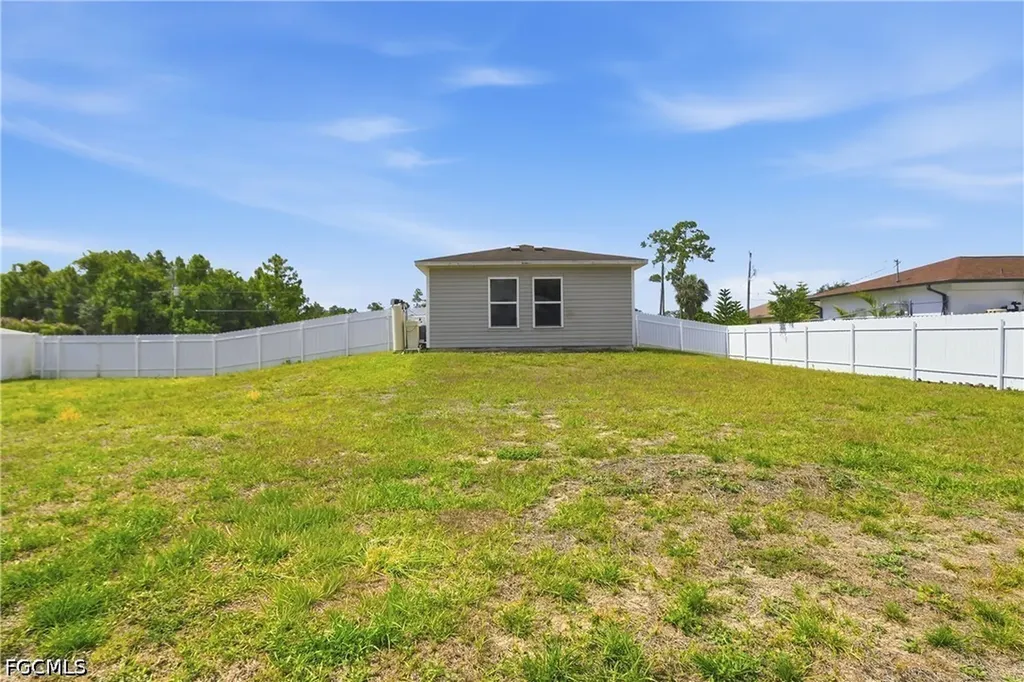 3824 17th Street W Lehigh Acres FL 33971