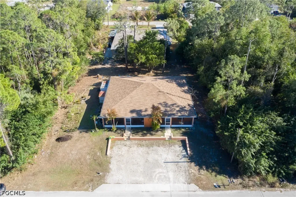 2405/2407 George Avenue S Lehigh Acres FL 33973