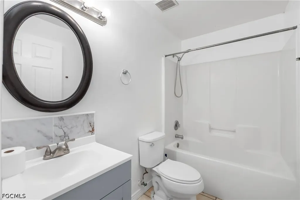 2405/2407 George Avenue S Lehigh Acres FL 33973