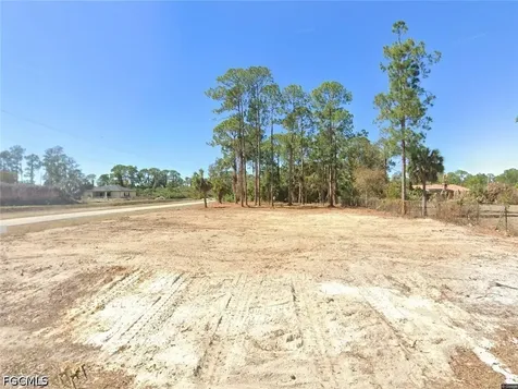 801 Canton Avenue Lehigh Acres FL 33972