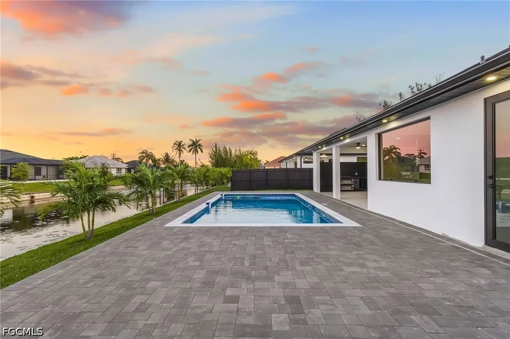 1919 SW 15th Place Cape Coral FL 33991